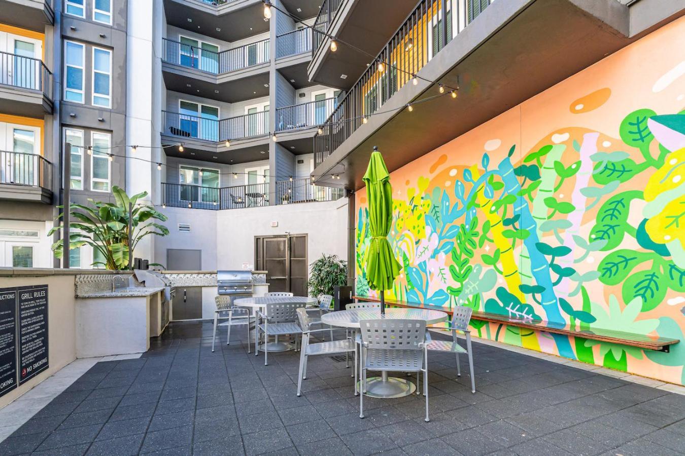 Апартаменты Tropical Field 1 Bed In Downtown With Free Parking Сент-Питерсберг Экстерьер фото
