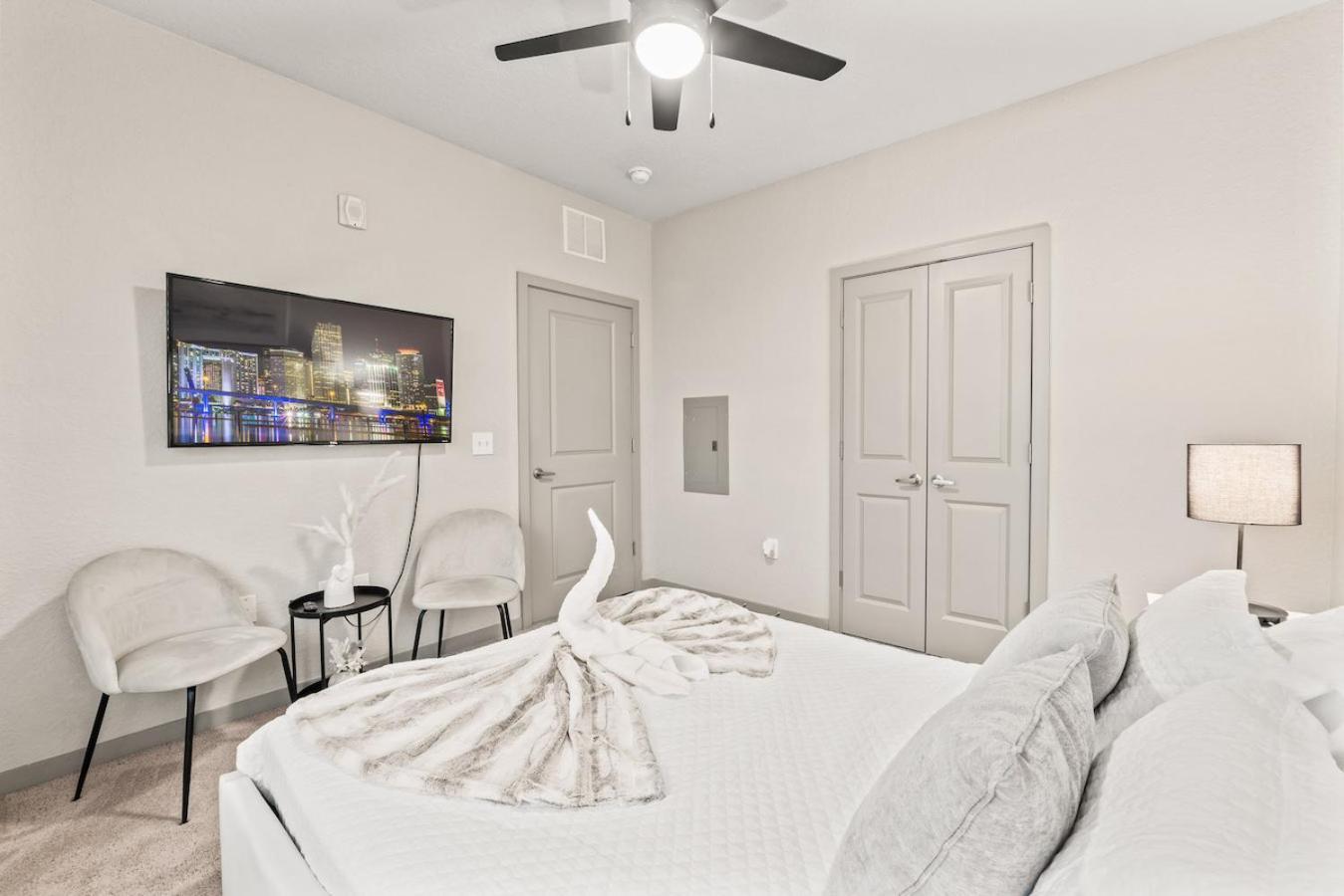 Апартаменты Tropical Field 1 Bed In Downtown With Free Parking Сент-Питерсберг Экстерьер фото