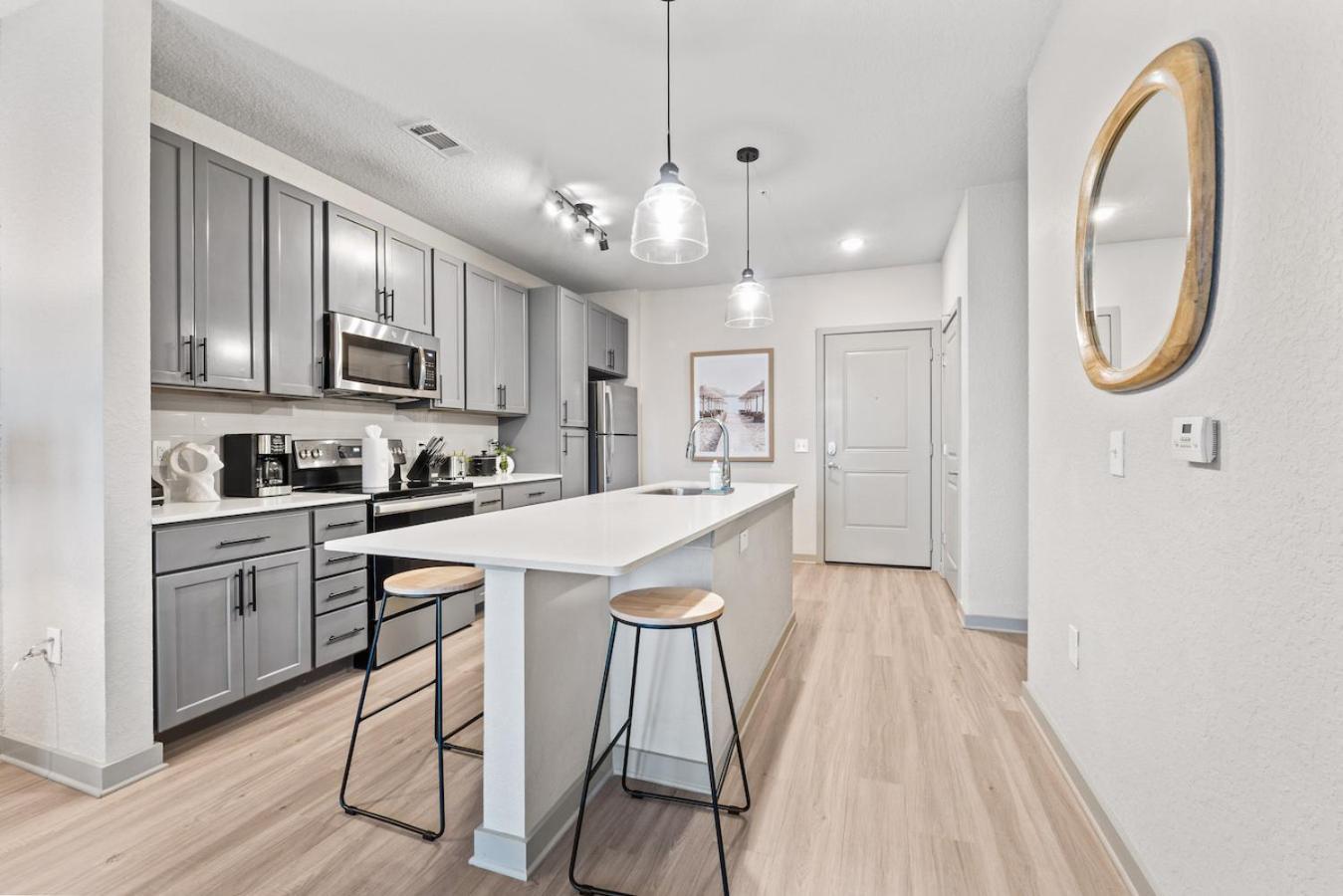 Апартаменты Tropical Field 1 Bed In Downtown With Free Parking Сент-Питерсберг Экстерьер фото